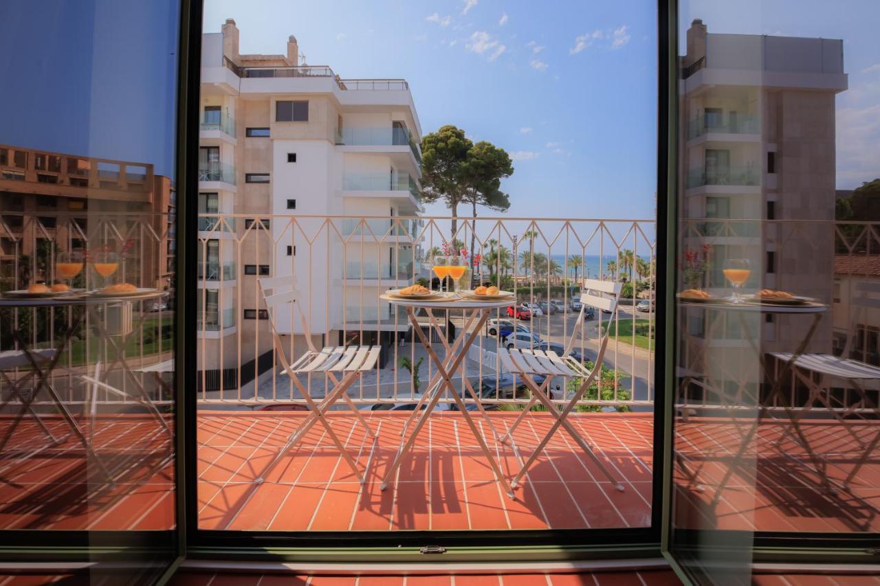 Terra Aurea Aparthotel Salou Exteriör bild